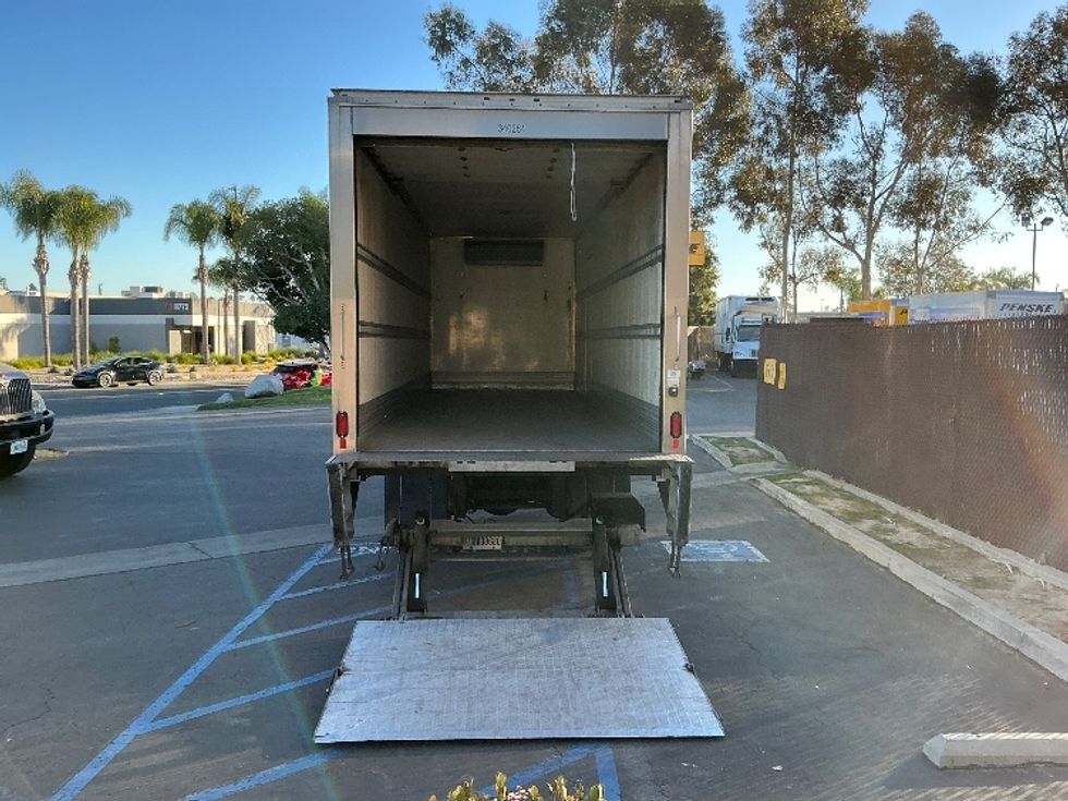 Refrigerated Truck-Light and Medium Duty Trucks-Hino-2020-268-Fontana-CA-177,402\n\t\tmiles-$ 64,750 - Image 9