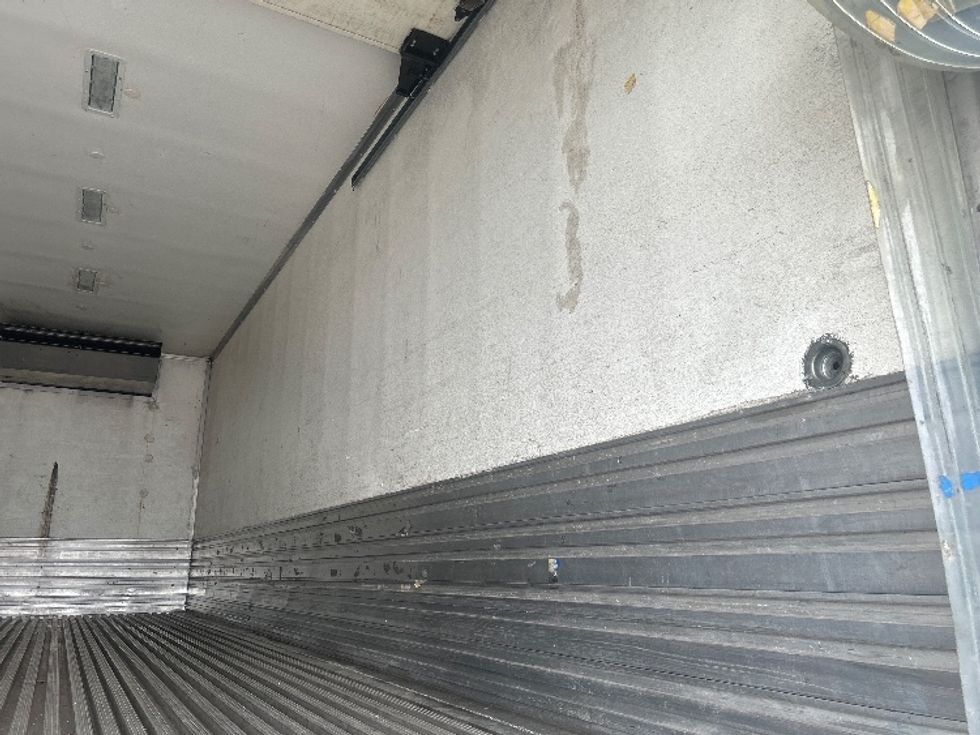 Refrigerated Truck-Light and Medium Duty Trucks-Hino-2020-268-Forest Park-GA-273,345\n\t\tmiles-$ 41,500 - Image 12
