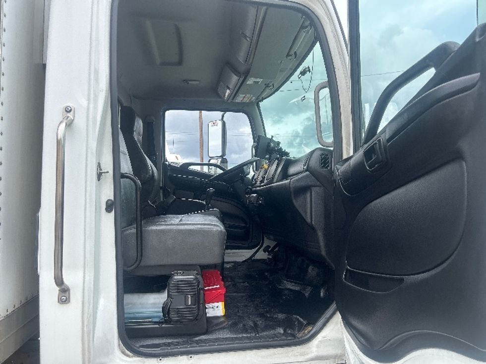 Refrigerated Truck-Light and Medium Duty Trucks-Hino-2020-268-Forest Park-GA-273,345\n\t\tmiles-$ 41,500 - Image 20