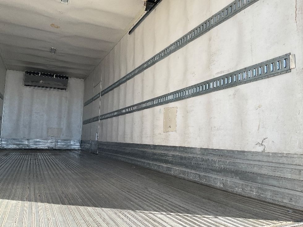 Refrigerated Truck-Light and Medium Duty Trucks-Hino-2020-268-Fort Myers-FL-199,371\n\t\tmiles-$ 57,500 - Image 12