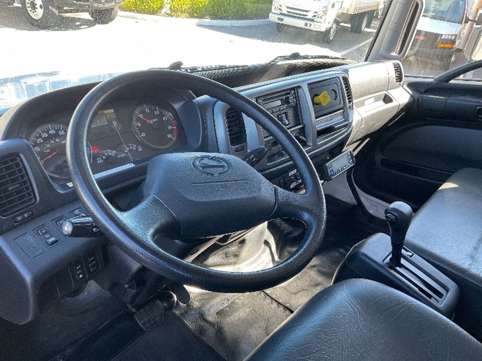 Refrigerated Truck-Light and Medium Duty Trucks-Hino-2020-268-Fort Myers-FL-199,371\n\t\tmiles-$ 57,500 - Image 17