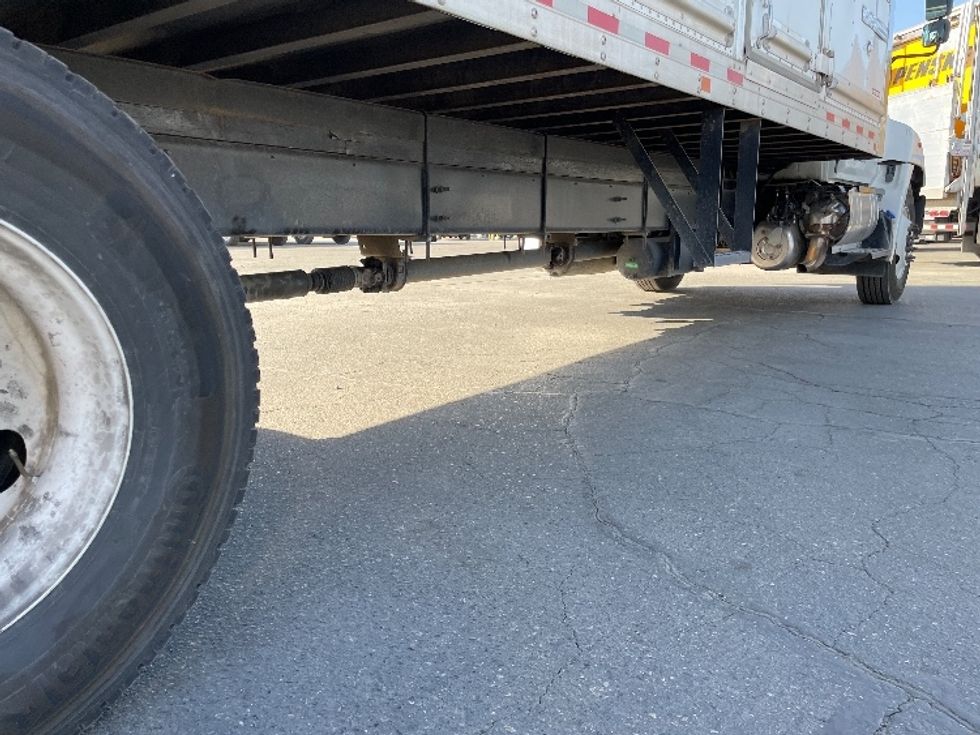 Refrigerated Truck-Light and Medium Duty Trucks-Hino-2020-268-Fresno-CA-141,911\n\t\tmiles-$ 70,250 - Image 13