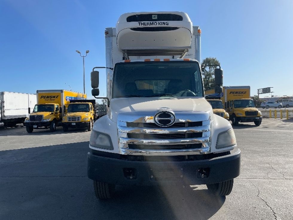 Refrigerated Truck-Light and Medium Duty Trucks-Hino-2020-268-Fresno-CA-141,911\n\t\tmiles-$ 70,250 - Image 2