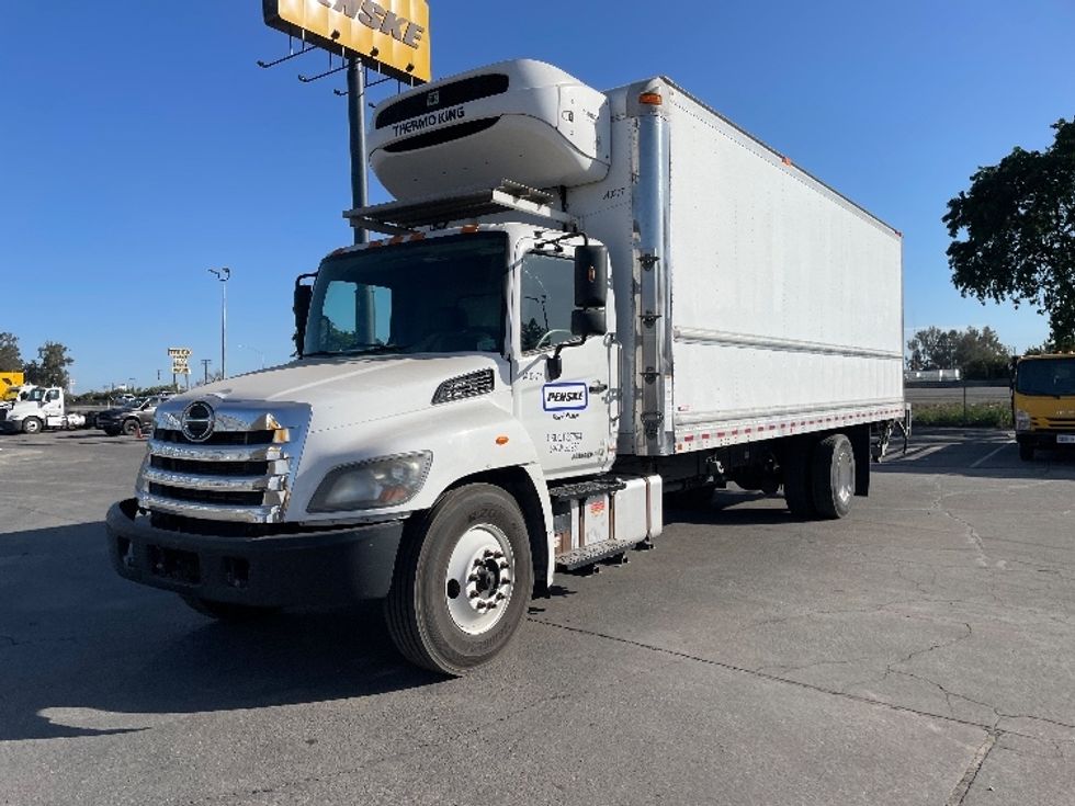 Refrigerated Truck-Light and Medium Duty Trucks-Hino-2020-268-Fresno-CA-141,911\n\t\tmiles-$ 70,250 - Image 3