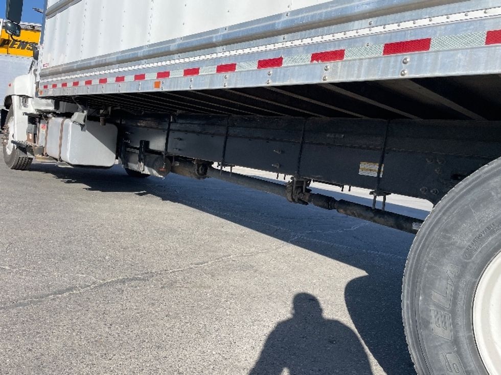 Refrigerated Truck-Light and Medium Duty Trucks-Hino-2020-268-Fresno-CA-141,911\n\t\tmiles-$ 70,250 - Image 5