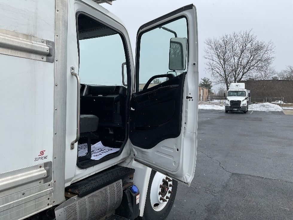 Refrigerated Truck-Light and Medium Duty Trucks-Hino-2020-268-Indianapolis-IN-149,569\n\t\tmiles-$ 65,750 - Image 20