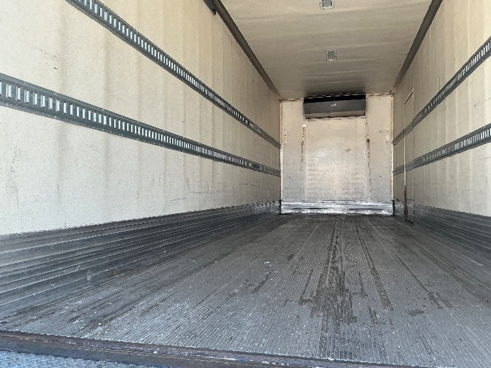 Refrigerated Truck-Light and Medium Duty Trucks-Hino-2020-268-Jurupa Valley-CA-145,917\n\t\tmiles-$ 70,500 - Image 11