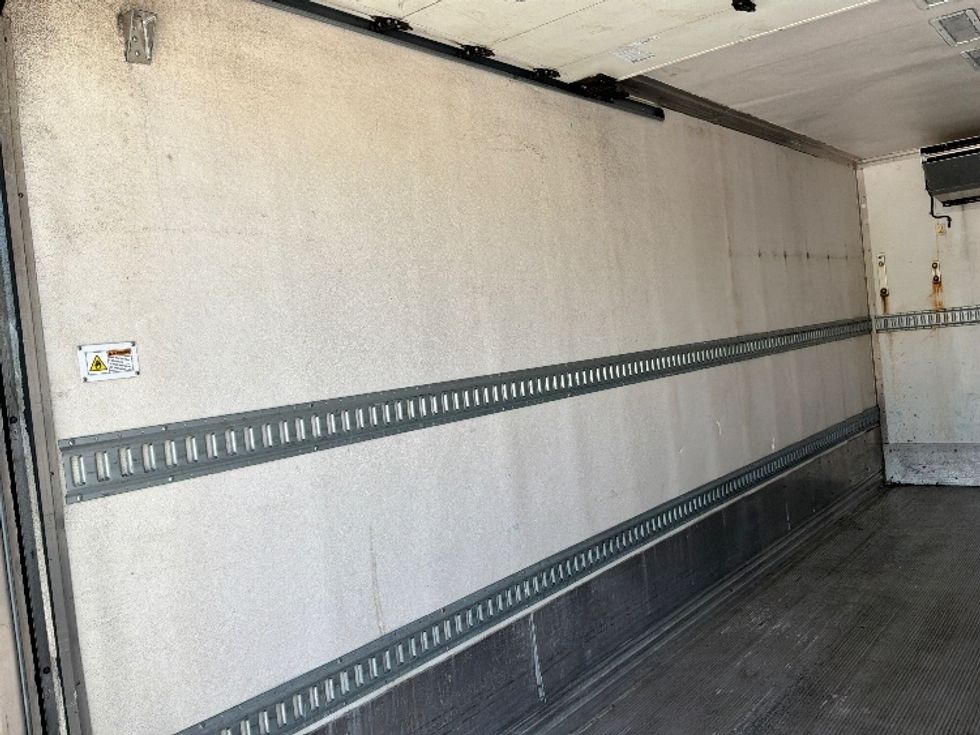 Refrigerated Truck-Light and Medium Duty Trucks-Hino-2020-268-Jurupa Valley-CA-151,285\n\t\tmiles-$ 53,750 - Image 10