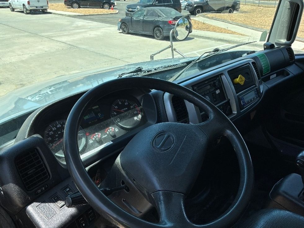 Refrigerated Truck-Light and Medium Duty Trucks-Hino-2020-268-Jurupa Valley-CA-151,285\n\t\tmiles-$ 53,750 - Image 16