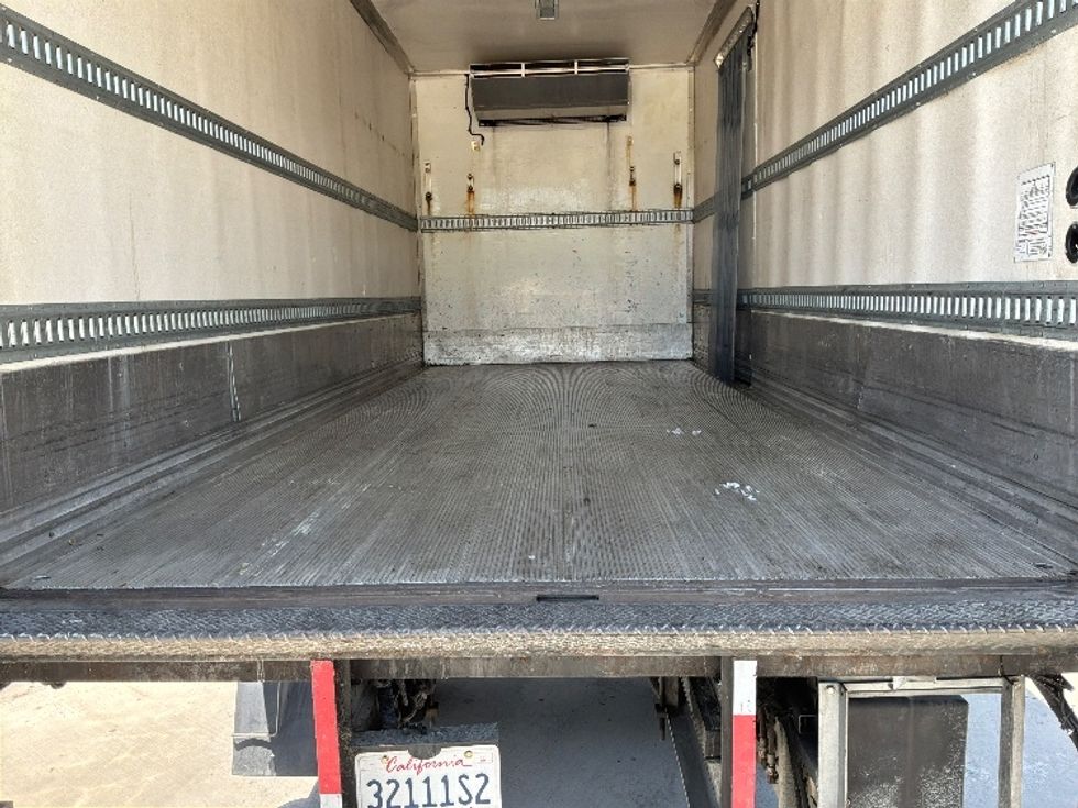 Refrigerated Truck-Light and Medium Duty Trucks-Hino-2020-268-Jurupa Valley-CA-151,285\n\t\tmiles-$ 53,750 - Image 9