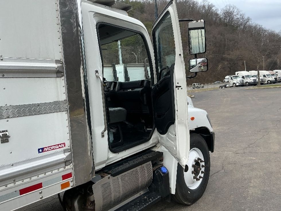 Refrigerated Truck-Light and Medium Duty Trucks-Hino-2020-268-Knoxville-TN-204,055\n\t\tmiles-$ 61,500 - Image 20