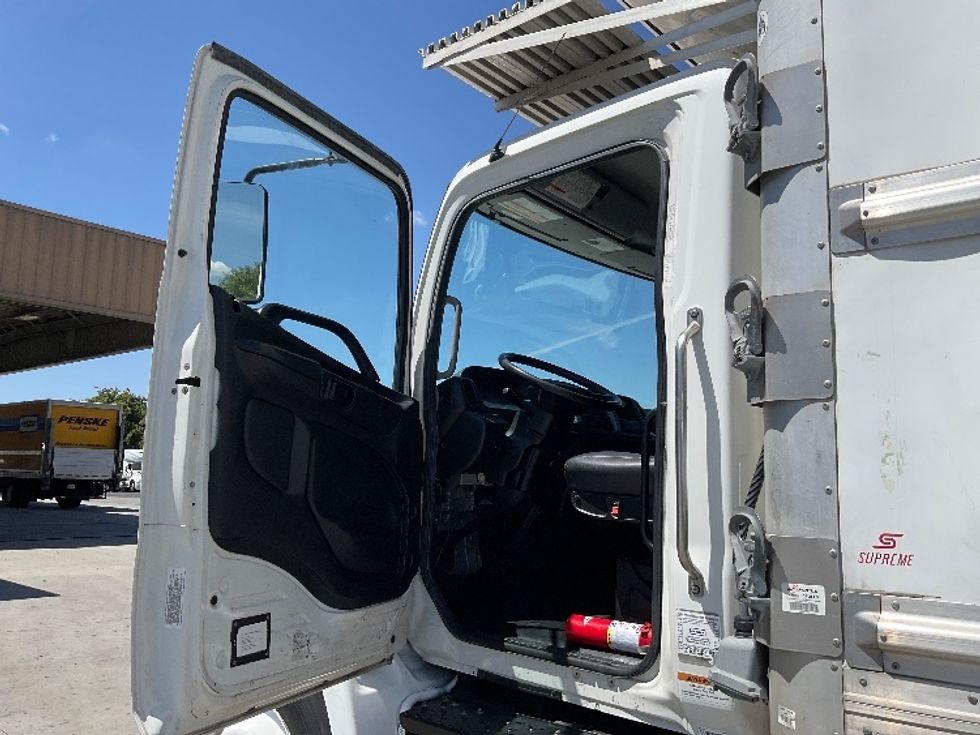 Refrigerated Truck-Light and Medium Duty Trucks-Hino-2020-268-La Mirada-CA-223,278\n\t\tmiles-$ 53,500 - Image 16
