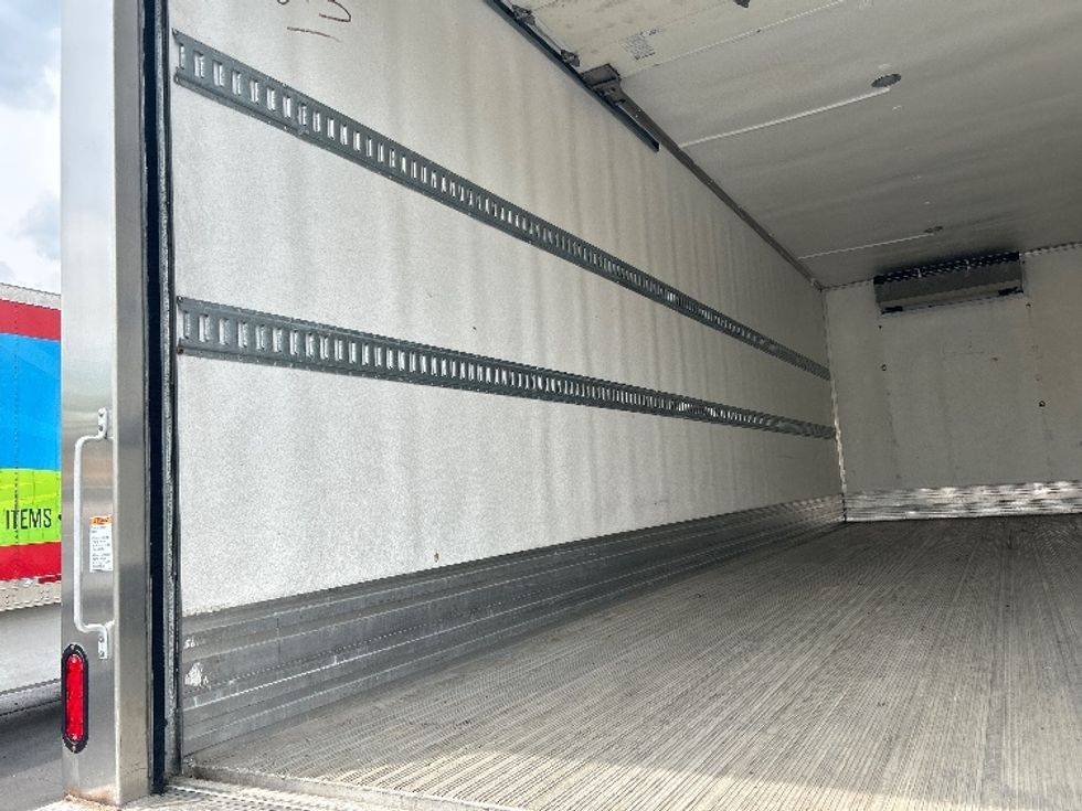 Refrigerated Truck-Light and Medium Duty Trucks-Hino-2020-268-Louisville-KY-198,124\n\t\tmiles-$ 63,250 - Image 11