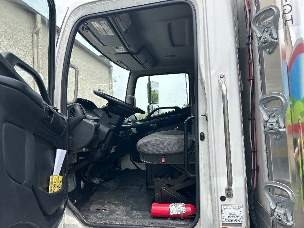 Refrigerated Truck-Light and Medium Duty Trucks-Hino-2020-268-Louisville-KY-198,124\n\t\tmiles-$ 63,250 - Image 16