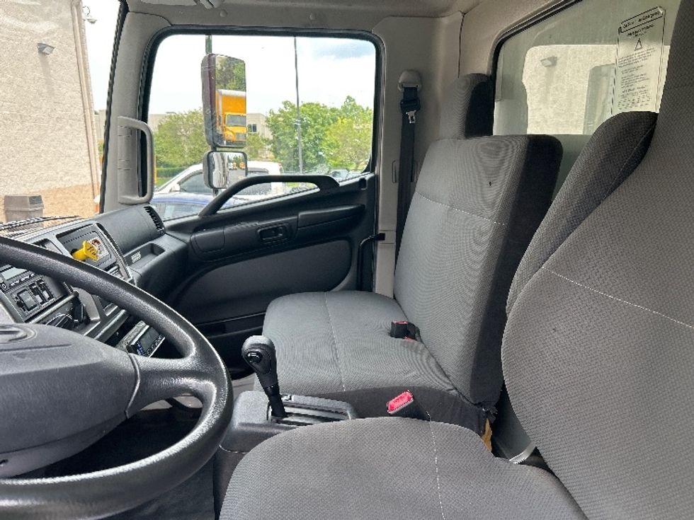 Refrigerated Truck-Light and Medium Duty Trucks-Hino-2020-268-Louisville-KY-198,124\n\t\tmiles-$ 63,250 - Image 19