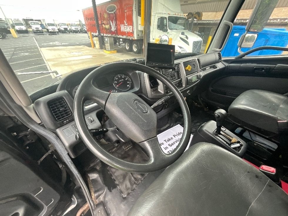 Refrigerated Truck-Light and Medium Duty Trucks-Hino-2020-268-Milford-DE-170,181\n\t\tmiles-$ 49,000 - Image 14