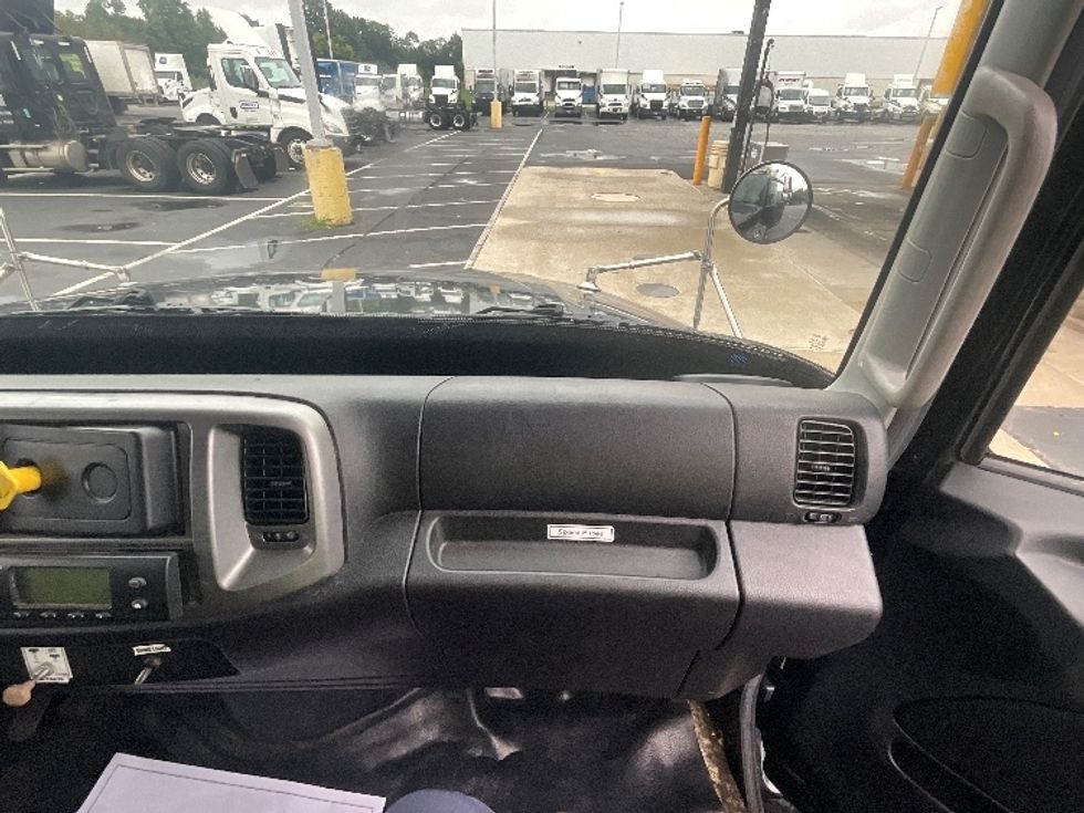 Refrigerated Truck-Light and Medium Duty Trucks-Hino-2020-268-Milford-DE-170,181\n\t\tmiles-$ 49,000 - Image 18