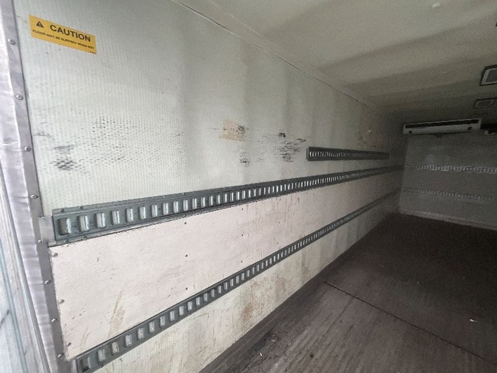 Refrigerated Truck-Light and Medium Duty Trucks-Hino-2020-268-Milford-DE-170,181\n\t\tmiles-$ 49,000 - Image 9