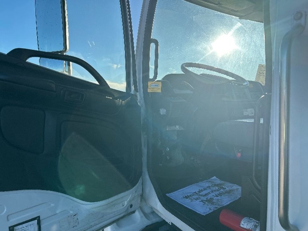 Refrigerated Truck-Light and Medium Duty Trucks-Hino-2020-268-Milwaukee-WI-187,947\n\t\tmiles-$ 58,000 - Image 16