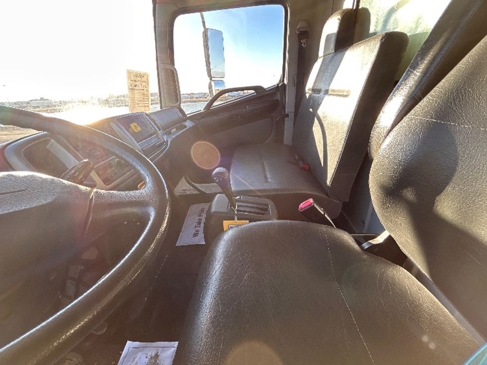 Refrigerated Truck-Light and Medium Duty Trucks-Hino-2020-268-Milwaukee-WI-187,947\n\t\tmiles-$ 58,000 - Image 19