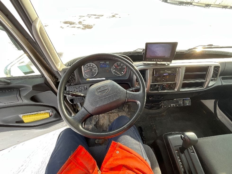 Refrigerated Truck-Light and Medium Duty Trucks-Hino-2020-268-Mississauga-ON-284,899\n\t\tkm-$ 78,750 - Image 18