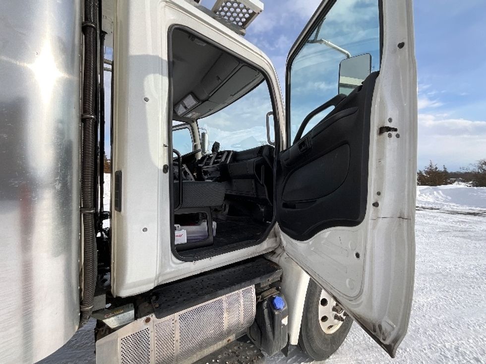 Refrigerated Truck-Light and Medium Duty Trucks-Hino-2020-268-Mississauga-ON-284,899\n\t\tkm-$ 78,750 - Image 20