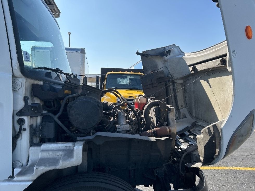 Refrigerated Truck-Light and Medium Duty Trucks-Hino-2020-268-Montebello-CA-195,763\n\t\tmiles-$ 63,000 - Image 23