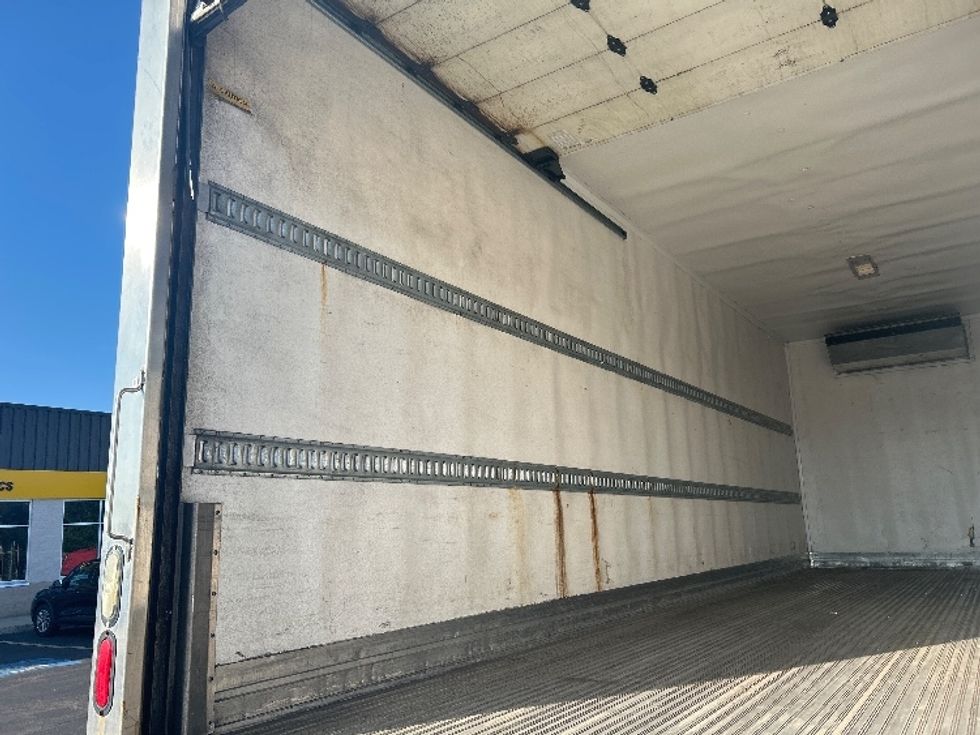 Refrigerated Truck-Light and Medium Duty Trucks-Hino-2020-268-Montgomery-NY-278,259\n\t\tmiles-$ 42,000 - Image 11