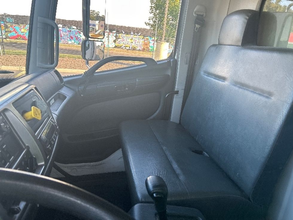 Refrigerated Truck-Light and Medium Duty Trucks-Hino-2020-268-Montgomery-NY-278,259\n\t\tmiles-$ 42,000 - Image 19
