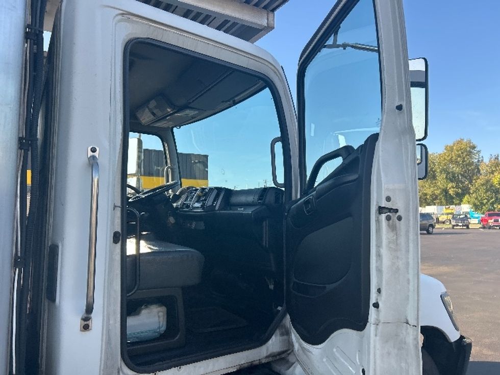 Refrigerated Truck-Light and Medium Duty Trucks-Hino-2020-268-Montgomery-NY-278,259\n\t\tmiles-$ 42,000 - Image 20