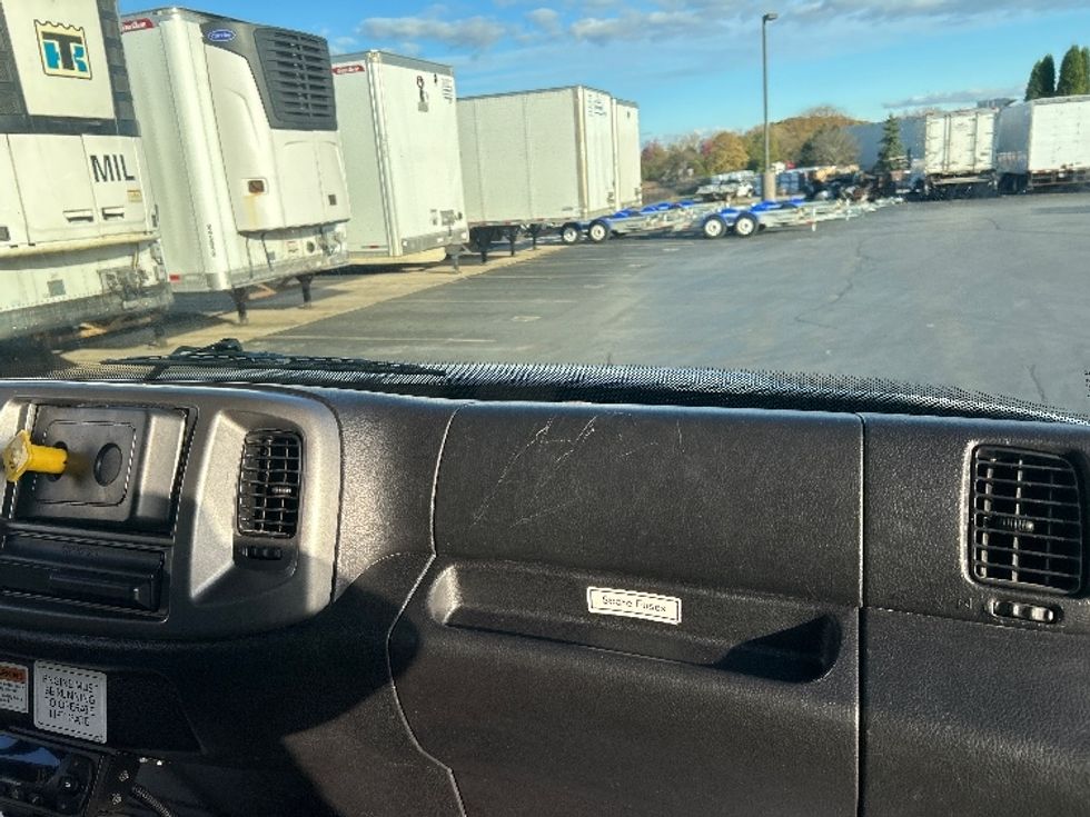 Refrigerated Truck-Light and Medium Duty Trucks-Hino-2020-268-Omaha-NE-206,999\n\t\tmiles-$ 59,250 - Image 21