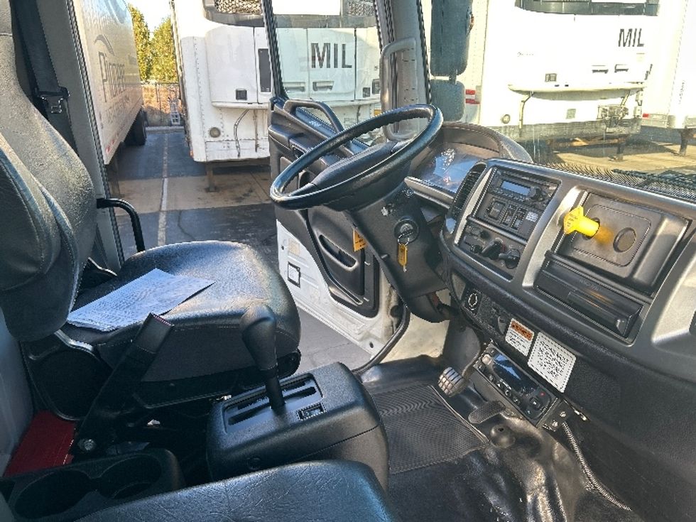 Refrigerated Truck-Light and Medium Duty Trucks-Hino-2020-268-Omaha-NE-206,999\n\t\tmiles-$ 59,250 - Image 22