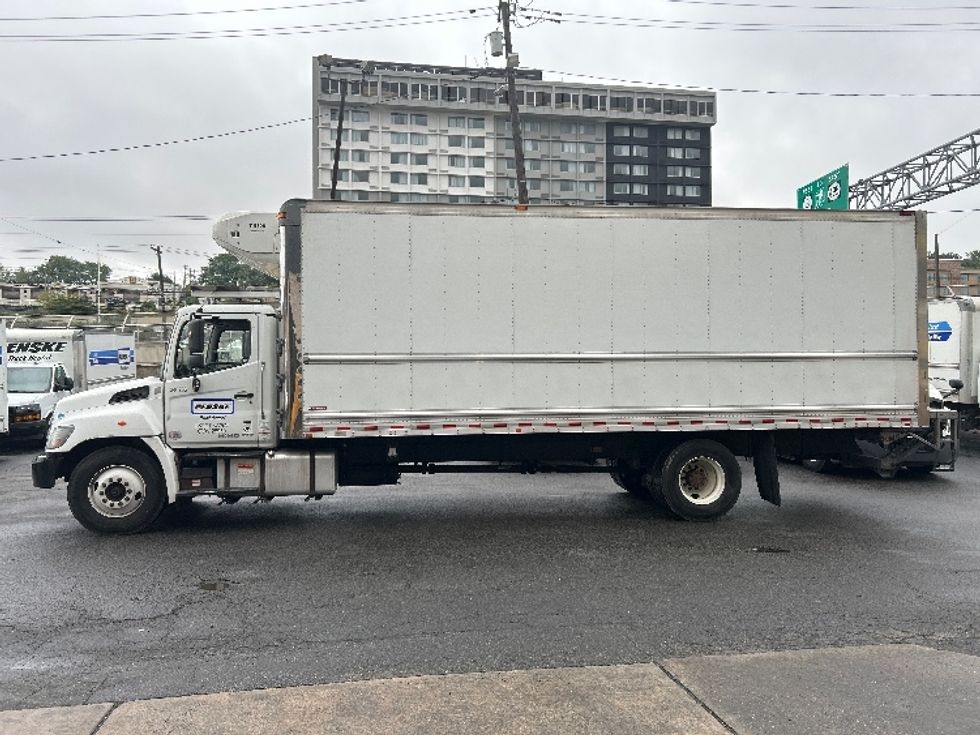 Refrigerated Truck-Light and Medium Duty Trucks-Hino-2020-268-Parsippany-NJ-211,009\n\t\tmiles-$ 54,500 - Image 4
