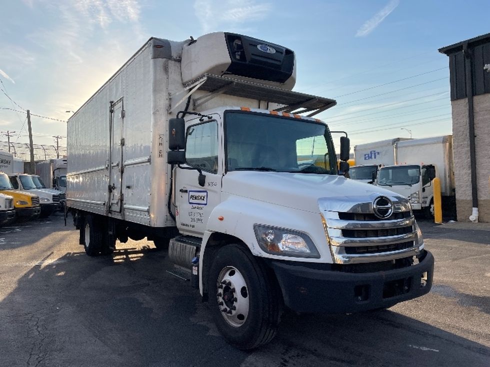 Refrigerated Truck-Light and Medium Duty Trucks-Hino-2020-268-Phoenix-AZ-195,388\n\t\tmiles-$ 57,750 - Image 1