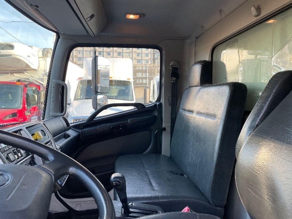 Refrigerated Truck-Light and Medium Duty Trucks-Hino-2020-268-Phoenix-AZ-195,388\n\t\tmiles-$ 57,750 - Image 18
