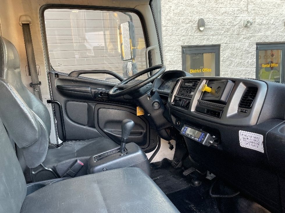 Refrigerated Truck-Light and Medium Duty Trucks-Hino-2020-268-Phoenix-AZ-195,388\n\t\tmiles-$ 57,750 - Image 21