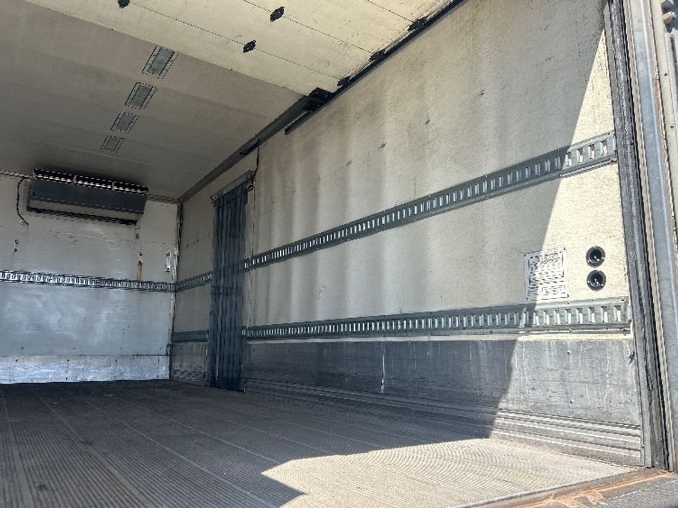 Refrigerated Truck-Light and Medium Duty Trucks-Hino-2020-268-Phoenix-AZ-206,987\n\t\tmiles-$ 49,750 - Image 12