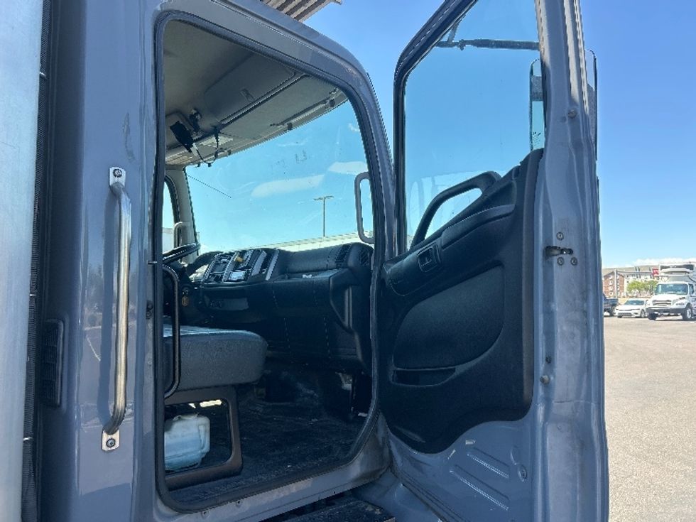 Refrigerated Truck-Light and Medium Duty Trucks-Hino-2020-268-Phoenix-AZ-206,987\n\t\tmiles-$ 49,750 - Image 20