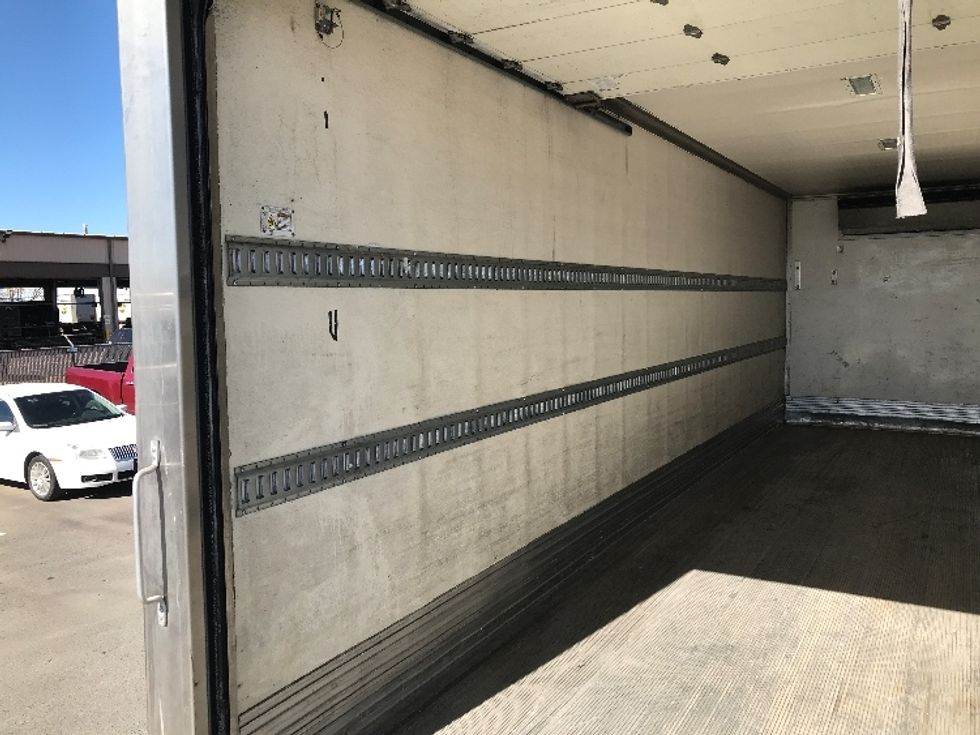 Refrigerated Truck-Light and Medium Duty Trucks-Hino-2020-268-Phoenix-AZ-209,950\n\t\tmiles-$ 66,250 - Image 11