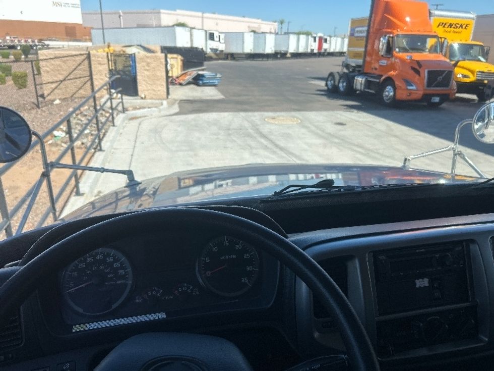 Refrigerated Truck-Light and Medium Duty Trucks-Hino-2020-268-Phoenix-AZ-215,705\n\t\tmiles-$ 47,250 - Image 18