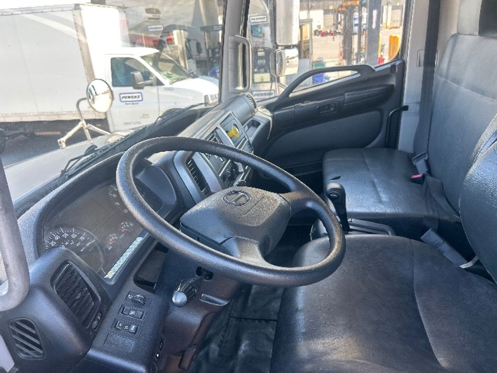 Refrigerated Truck-Light and Medium Duty Trucks-Hino-2020-268-Phoenix-AZ-215,705\n\t\tmiles-$ 47,250 - Image 19