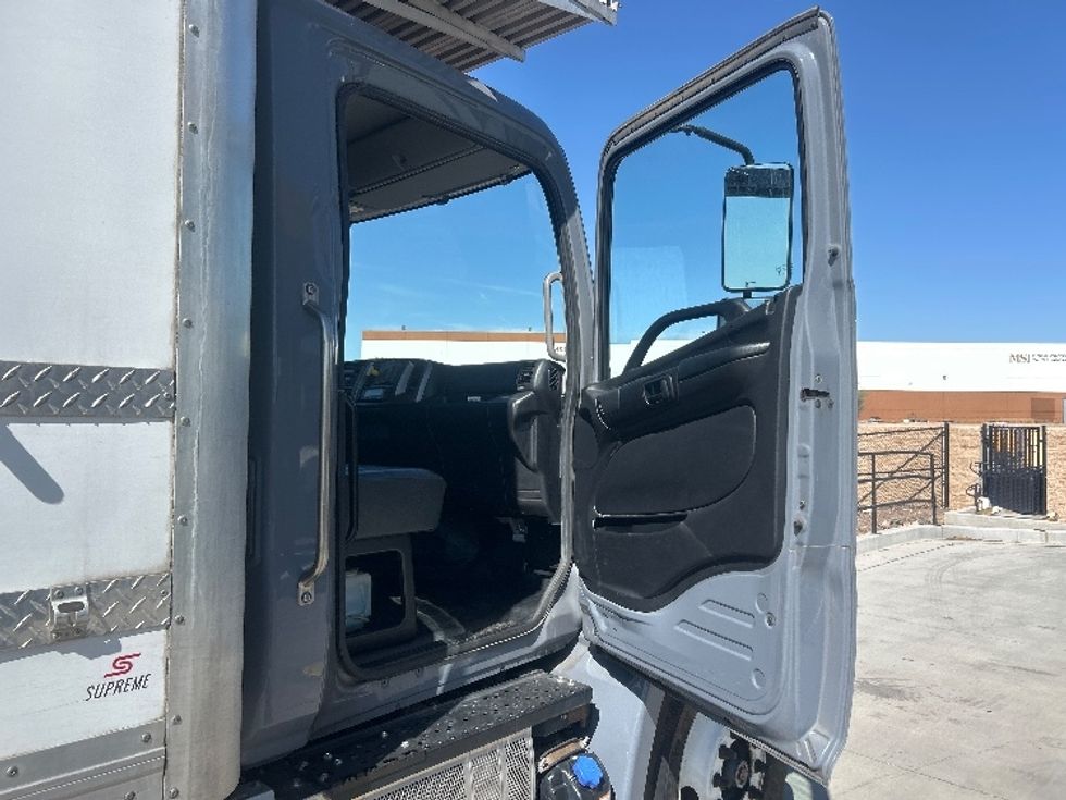 Refrigerated Truck-Light and Medium Duty Trucks-Hino-2020-268-Phoenix-AZ-215,705\n\t\tmiles-$ 47,250 - Image 20
