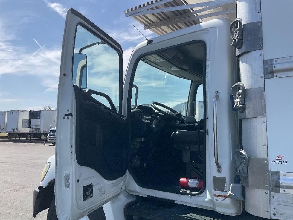 Refrigerated Truck-Light and Medium Duty Trucks-Hino-2020-268-Phoenix-AZ-260,053\n\t\tmiles-$ 50,750 - Image 16