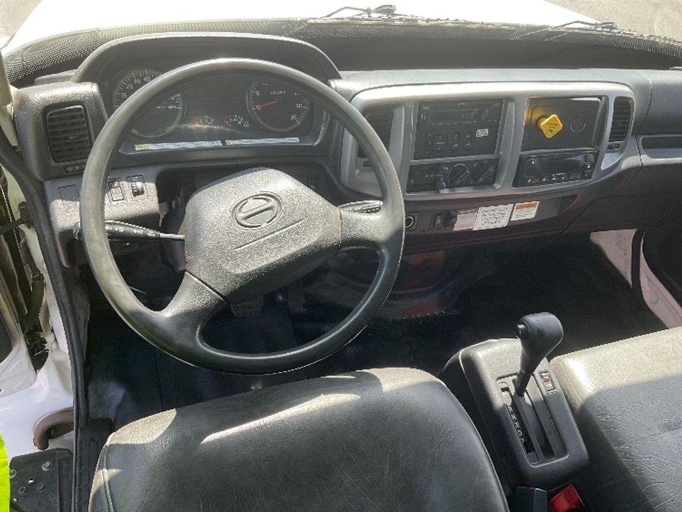 Refrigerated Truck-Light and Medium Duty Trucks-Hino-2020-268-Phoenix-AZ-260,053\n\t\tmiles-$ 50,750 - Image 18