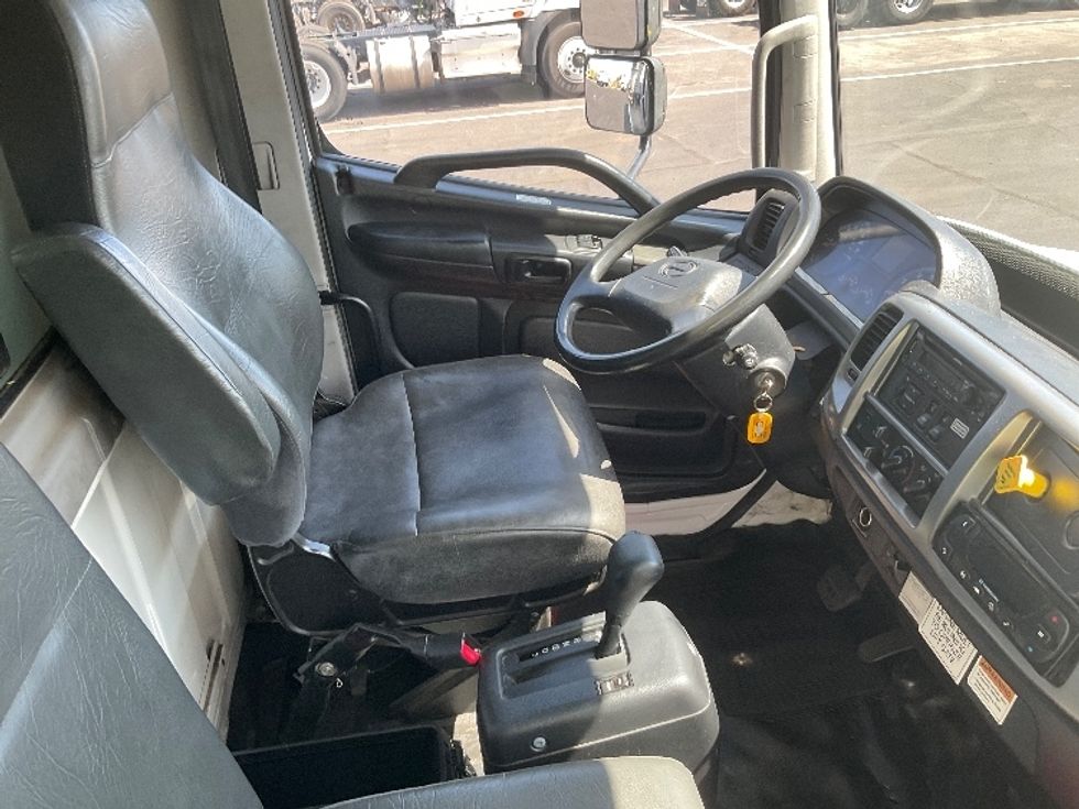 Refrigerated Truck-Light and Medium Duty Trucks-Hino-2020-268-Phoenix-AZ-260,053\n\t\tmiles-$ 50,750 - Image 22