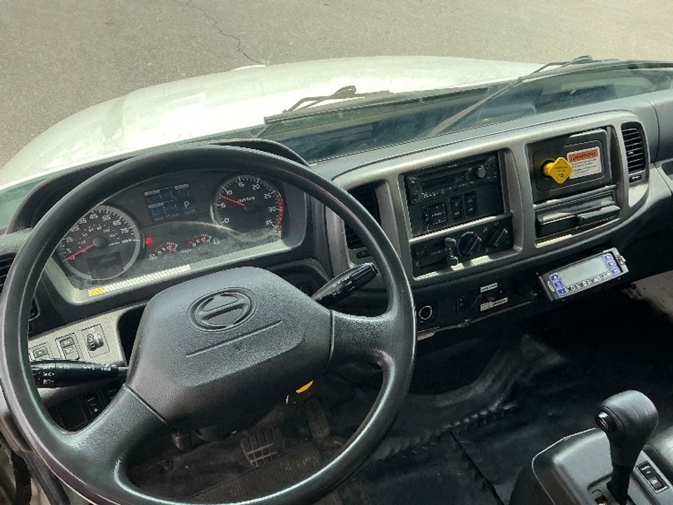 Refrigerated Truck-Light and Medium Duty Trucks-Hino-2020-268-Piqua-OH-163,106\n\t\tmiles-$ 67,500 - Image 18