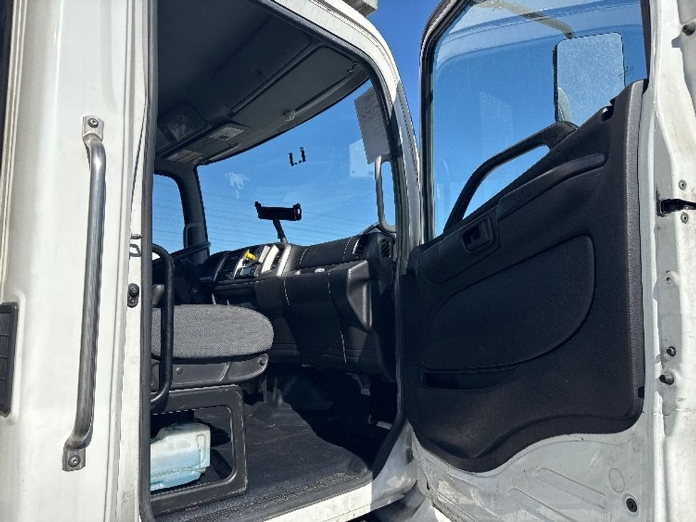 Refrigerated Truck-Light and Medium Duty Trucks-Hino-2020-268-Salt Lake City-UT-231,452\n\t\tmiles-$ 50,500 - Image 20