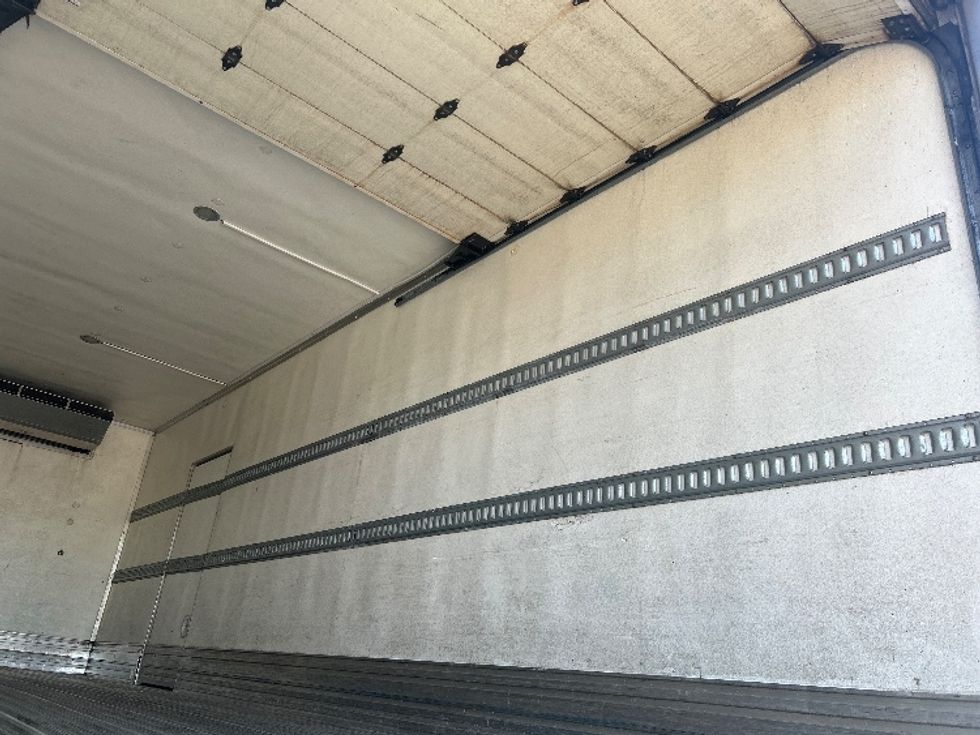 Refrigerated Truck-Light and Medium Duty Trucks-Hino-2020-268-San Antonio-TX-211,387\n\t\tmiles-$ 58,500 - Image 12