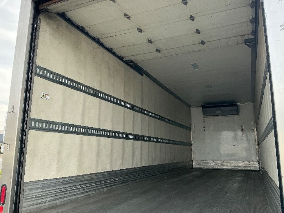 Refrigerated Truck-Light and Medium Duty Trucks-Hino-2020-268-San Diego-CA-143,437\n\t\tmiles-$ 68,000 - Image 11