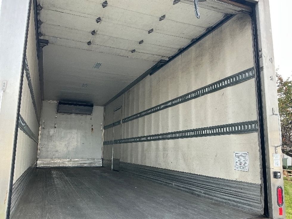 Refrigerated Truck-Light and Medium Duty Trucks-Hino-2020-268-San Diego-CA-143,437\n\t\tmiles-$ 68,000 - Image 12